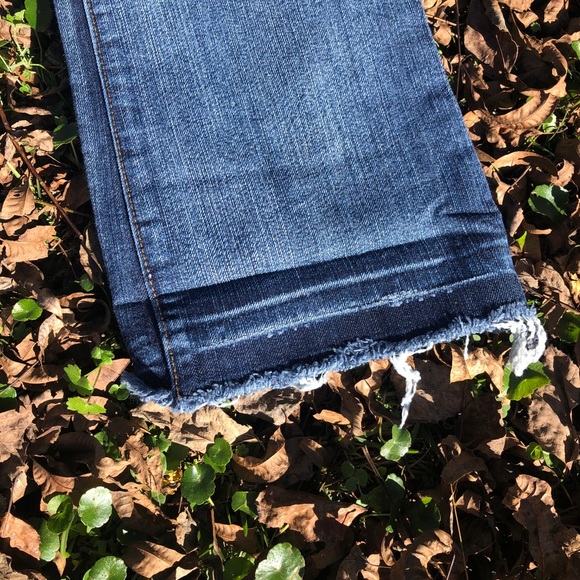 Rock and Republic Jeans - Picture 4 of 16